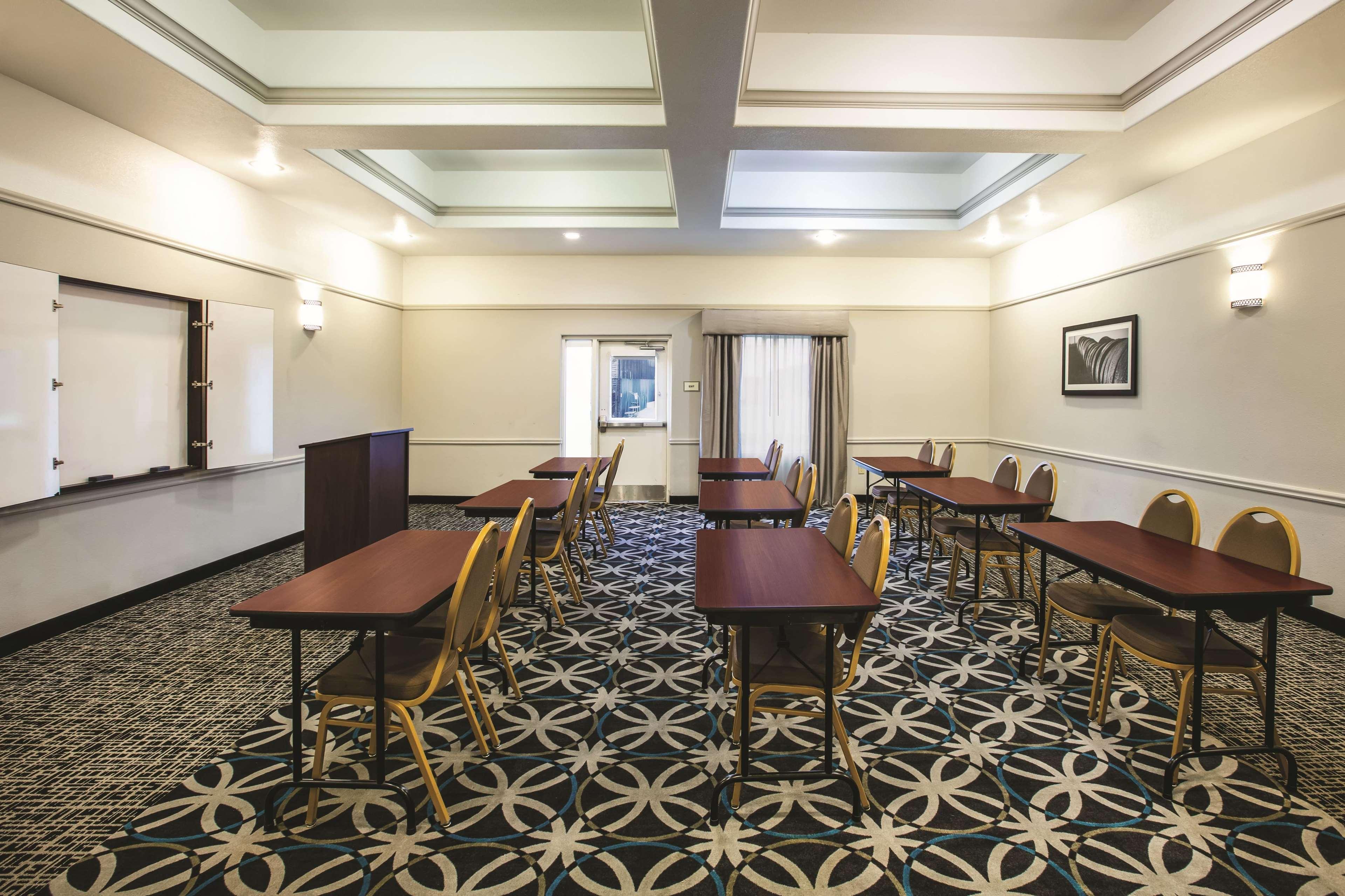 La Quinta By Wyndham Brownwood Hotell Eksteriør bilde